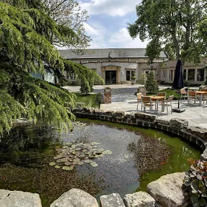 Western Premier Mount Pleasant Hotel