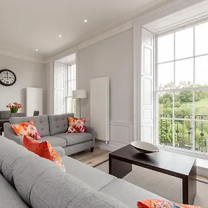 Destiny Scotland - Chisholm Hunter Apartment EDI